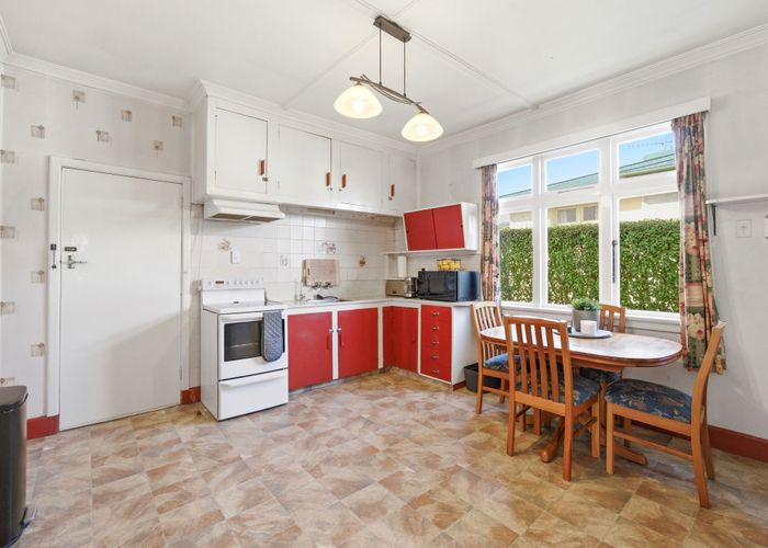  at 242 Pomona Street, Strathern, Invercargill