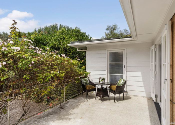  at 2 Awhitu Road, Waiuku, Waiuku