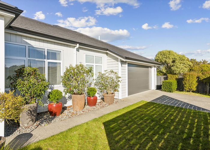  at 155 Guildford Drive, Paraparaumu Beach, Paraparaumu