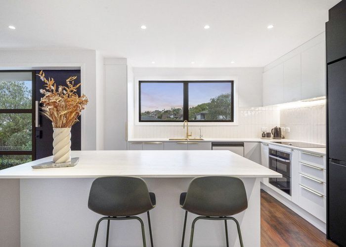  at 48 Sylvia Road, Hillcrest, North Shore City, Auckland