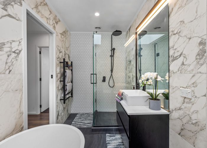  at 11 Brennan Avenue, Te Atatu Peninsula, Waitakere City, Auckland