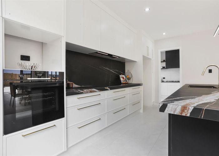  at 21 Cirrus Way, Ranui, Auckland