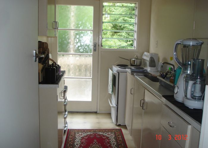  at 2/9 Cruickshank Crescent, Meadowbank, Auckland City, Auckland