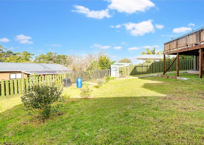  at 29  Cyril Crescent, West Harbour, Waitakere City, Auckland