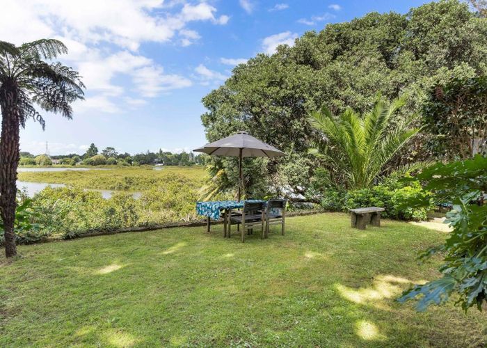  at 14 Te Wiata Place, Avondale, Auckland City, Auckland