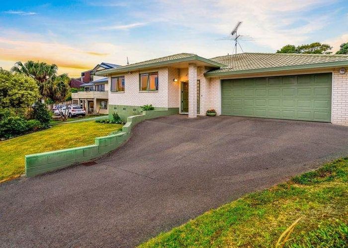  at 7 Siesta Terrace, Army Bay, Rodney, Auckland