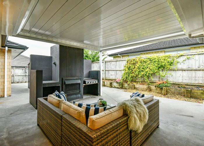  at 2 Parkgrove Crescent, Pokeno