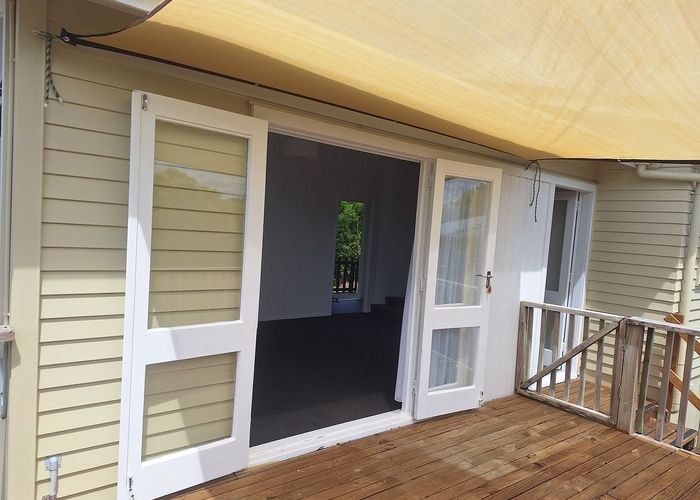  at 5 Simpson Road, Ranui, Auckland