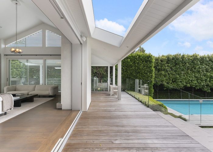  at 3 Masons Avenue, Herne Bay, Auckland