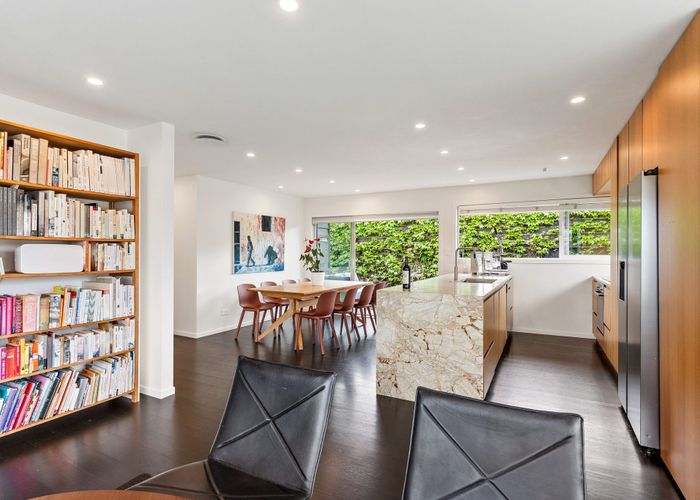  at 2/97 Takutai Avenue, Half Moon Bay, Manukau City, Auckland