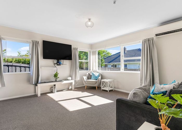  at 94 Tirimoana Road, Te Atatu South, Waitakere City, Auckland