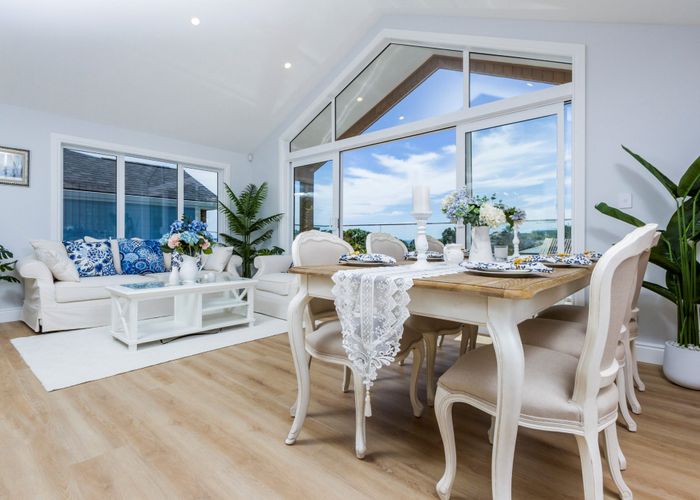  at 7B Garadice Road, Rothesay Bay, North Shore City, Auckland