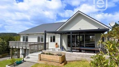  at 11 Rauta WAY, helensville, Helensville
