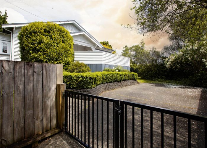 at 31 Oakley Avenue, Claudelands, Hamilton