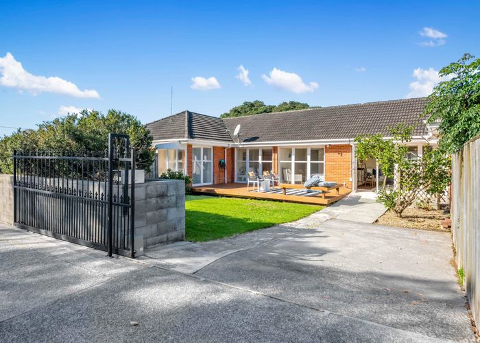  at 2/59 Tawa Road, One Tree Hill, Auckland City, Auckland