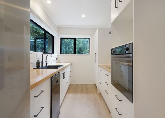  at 2/15A Rosehill Drive, Papakura, Papakura, Auckland