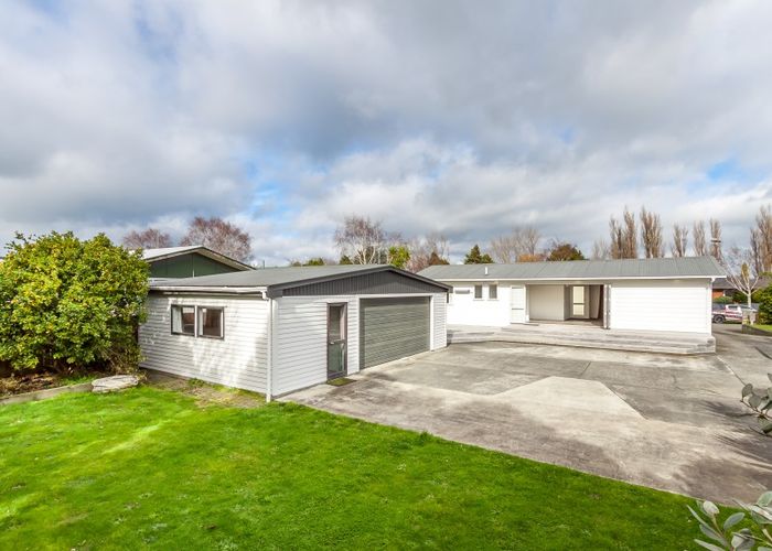  at 22 Humphries Place, Awapuni, Palmerston North