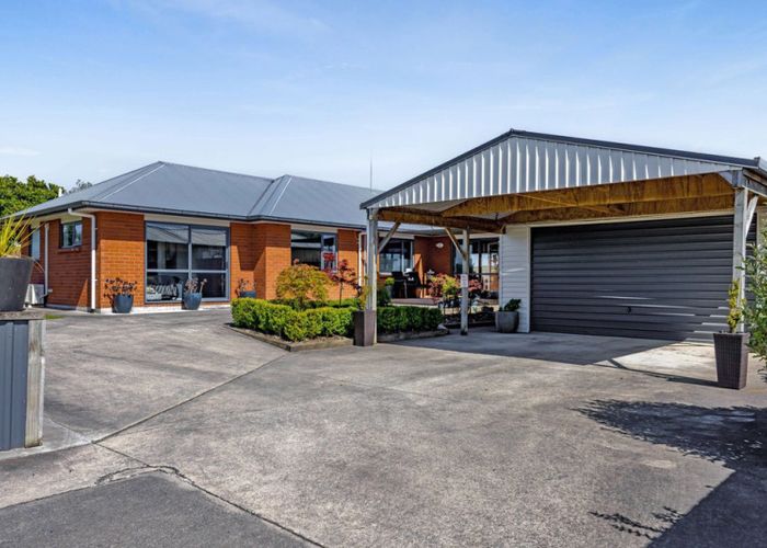  at 851 East Road, Toko, Stratford