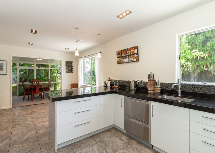  at 92 Avondale Road, Taradale, Napier, Hawke's Bay