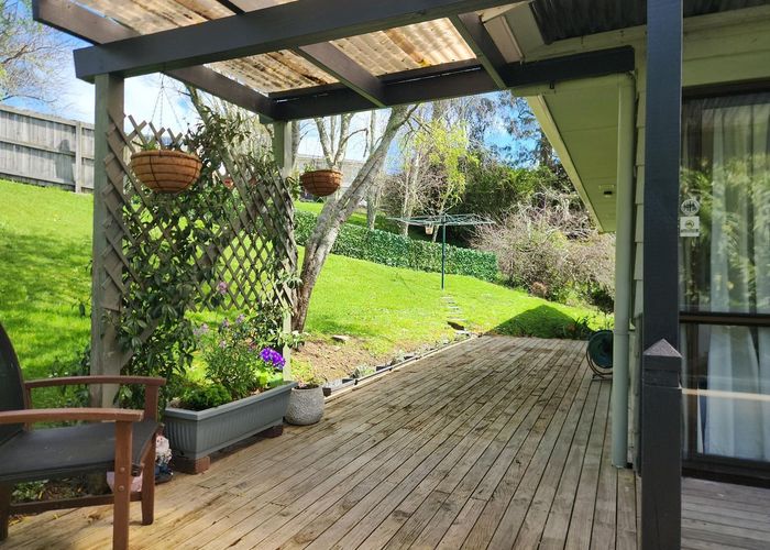  at 78 Peach Road, Glenfield, North Shore City, Auckland
