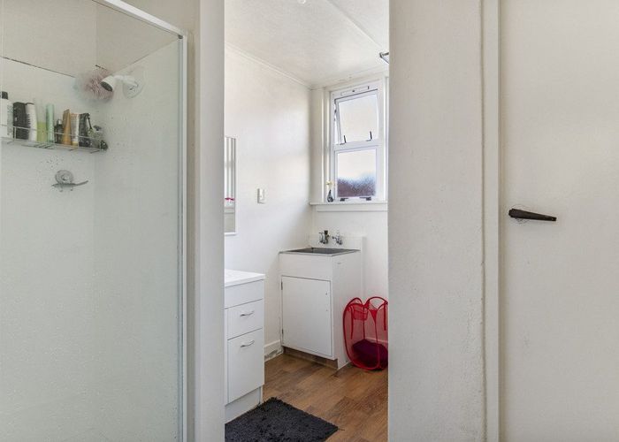  at 2/131 Carruth Road, Papatoetoe, Manukau City, Auckland