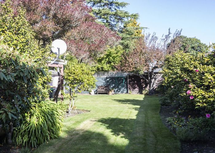  at 76 Solomon Avenue, Redwood, Christchurch City, Canterbury