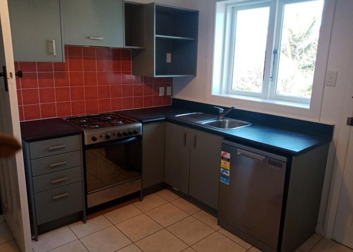  at 79 Whites Line East, Waiwhetu, Lower Hutt, Wellington