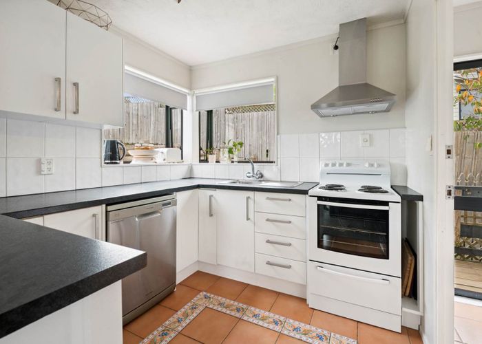  at 1/20 Anne McLean Drive, Bayview, North Shore City, Auckland