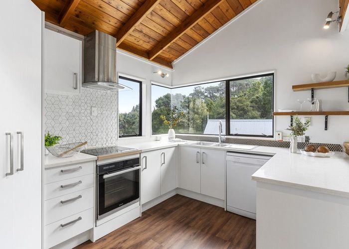  at 2/25 Fernwood Grove, Bayview, Auckland