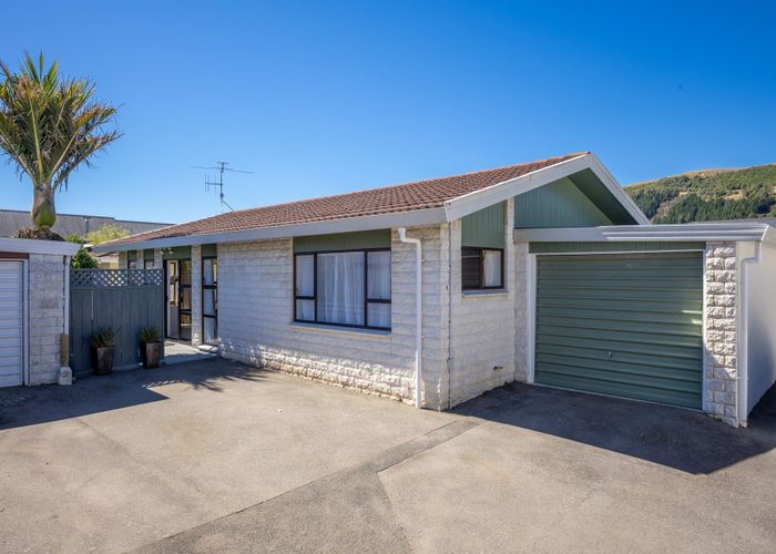  at 2/11 Cambria Street, The Wood, Nelson, Nelson / Tasman