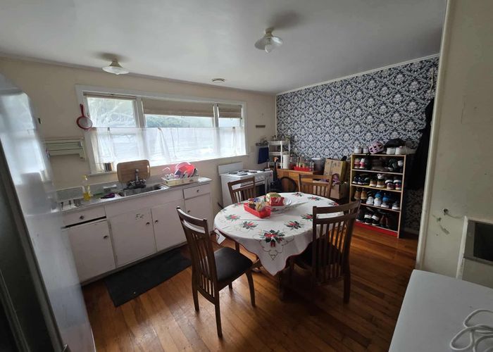  at 246 Taita Drive, Taita, Lower Hutt, Wellington