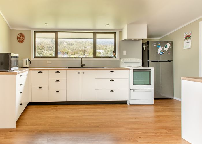  at 52 Mcgill Street, Waimangaroa