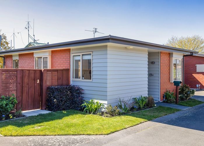 at 2/25 Tilford Street, Woolston, Christchurch
