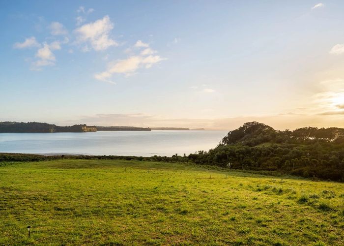  at 1 Takahuri Place, Okura Bush, Silverdale