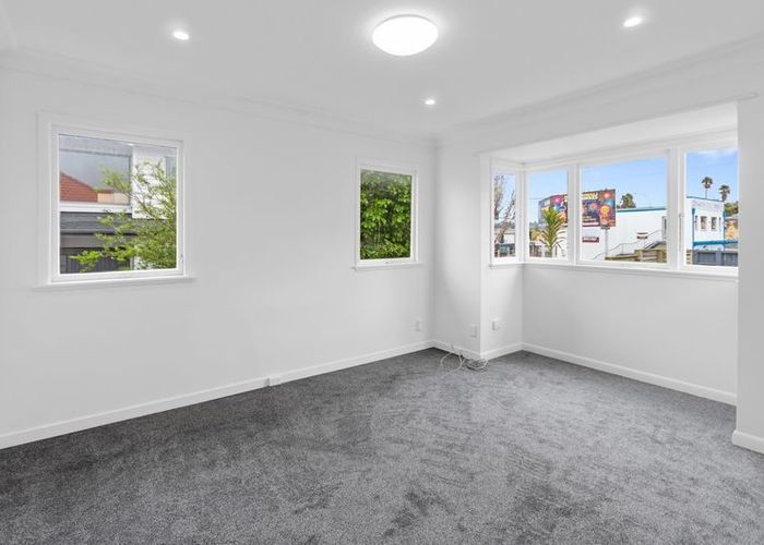  at 3 Carlton Street, Hillsborough, Auckland City, Auckland