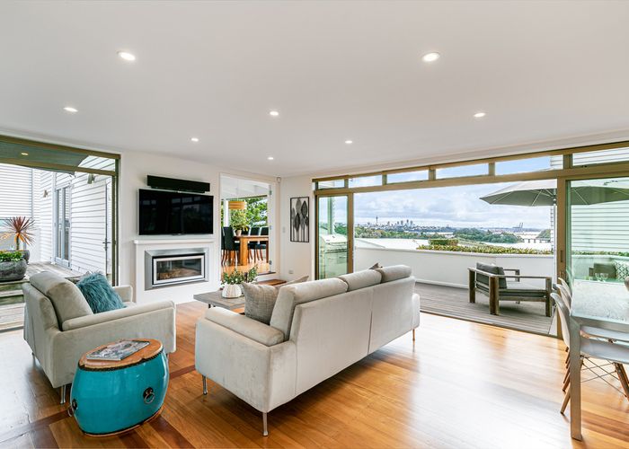  at 17 Puroto Street, Meadowbank, Auckland