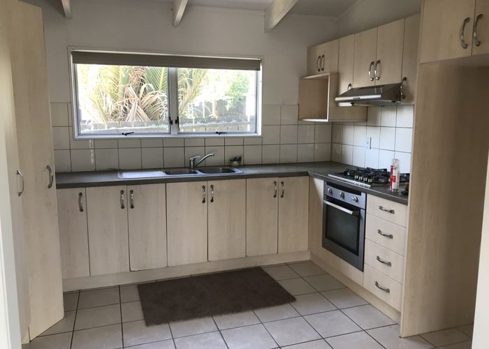  at 2/517 Richardson Rd, Mount Roskill, Auckland City, Auckland