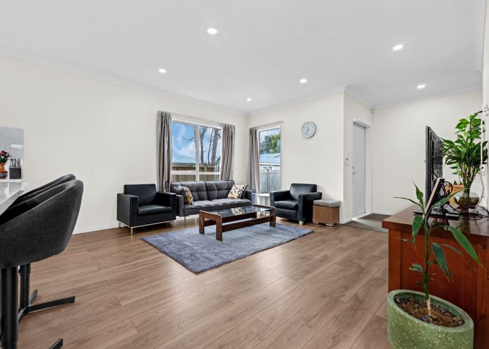  at 15 Mount st/38B Laurie Avenue, Papakura, Papakura, Auckland