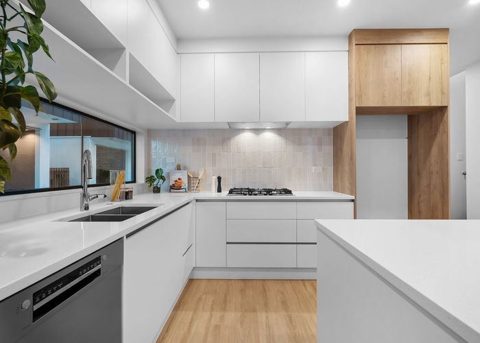  at 1c Maxwelton Dr, Mairangi Bay, North Shore City, Auckland