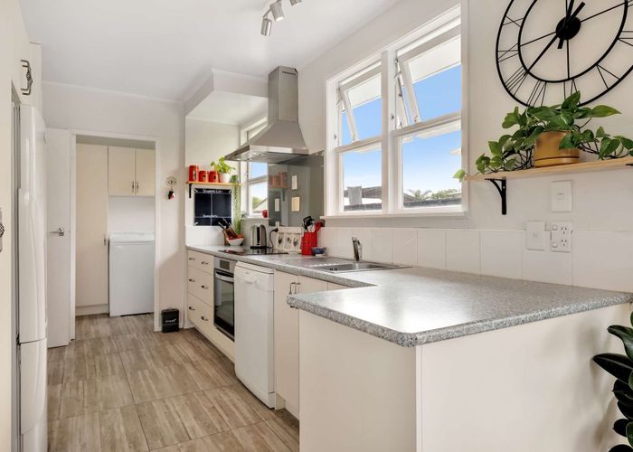  at 55 Welcome Bay Road, Welcome Bay, Tauranga