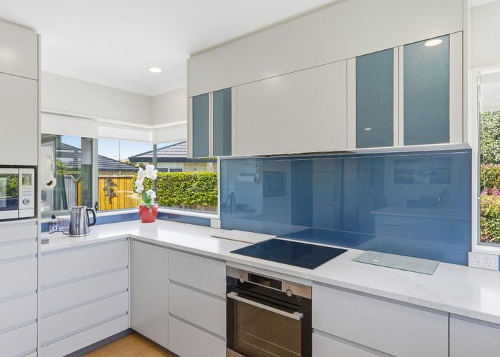  at 100 Milne Drive, Paraparaumu, Kapiti Coast, Wellington