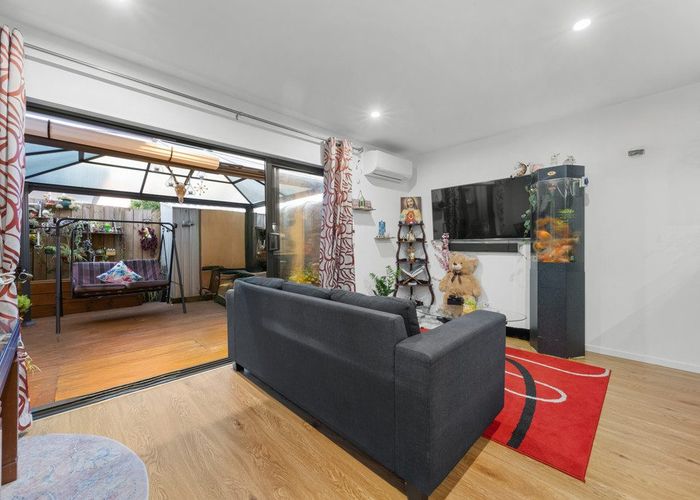  at 4/143 Portage Road, New Lynn, Waitakere City, Auckland