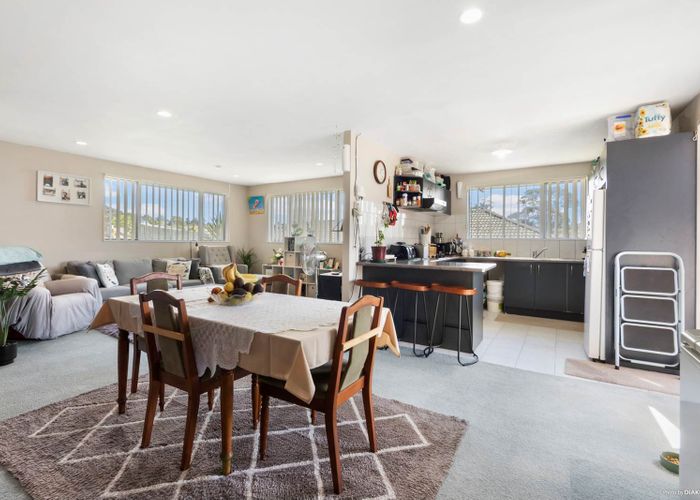  at 6 Jever Place, Massey, Auckland