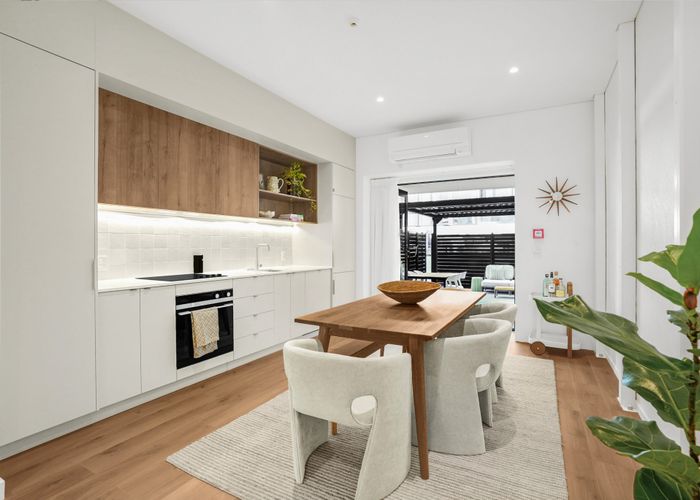  at 4/11 Courtenay Place , Te Aro, Wellington, Wellington