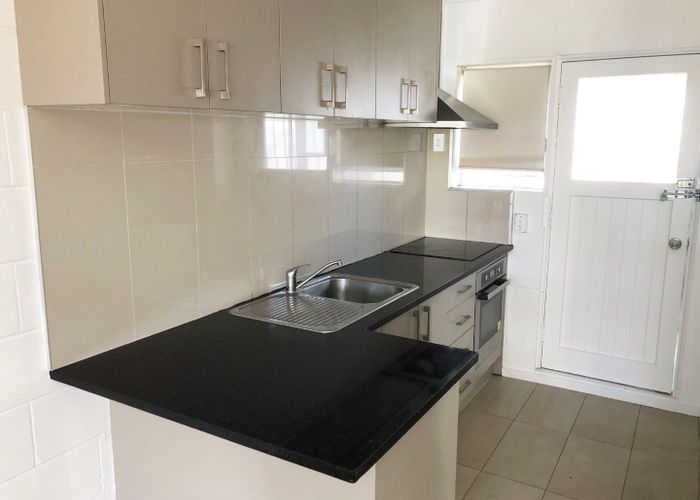  at 2/120 St George Street, Papatoetoe, Manukau City, Auckland
