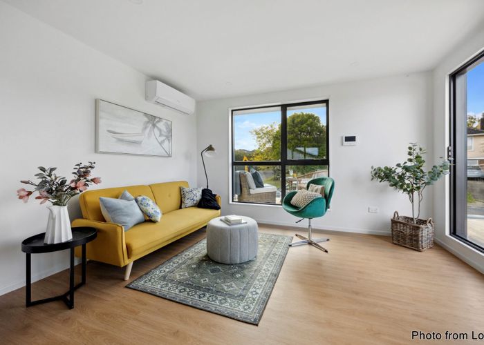  at 3/4 Waitaki Street, Henderson, Waitakere City, Auckland