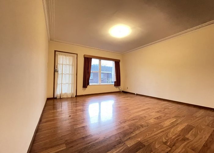  at 4/255 Balmoral Road, Sandringham, Auckland