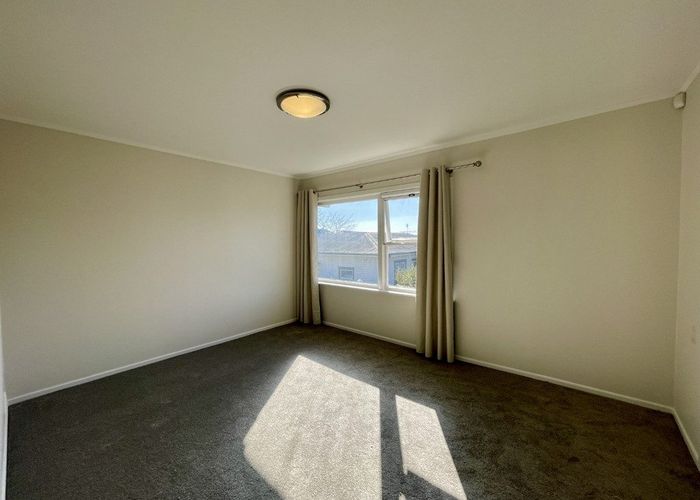  at 4/1523 Great North Road, Waterview, Auckland