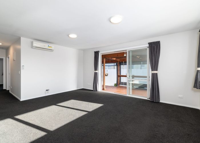  at 100 Bickerton Street, Wainoni, Christchurch City, Canterbury