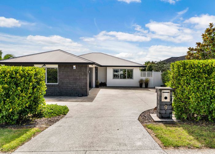  at 9 Artists Avenue, Beachlands, Manukau City, Auckland